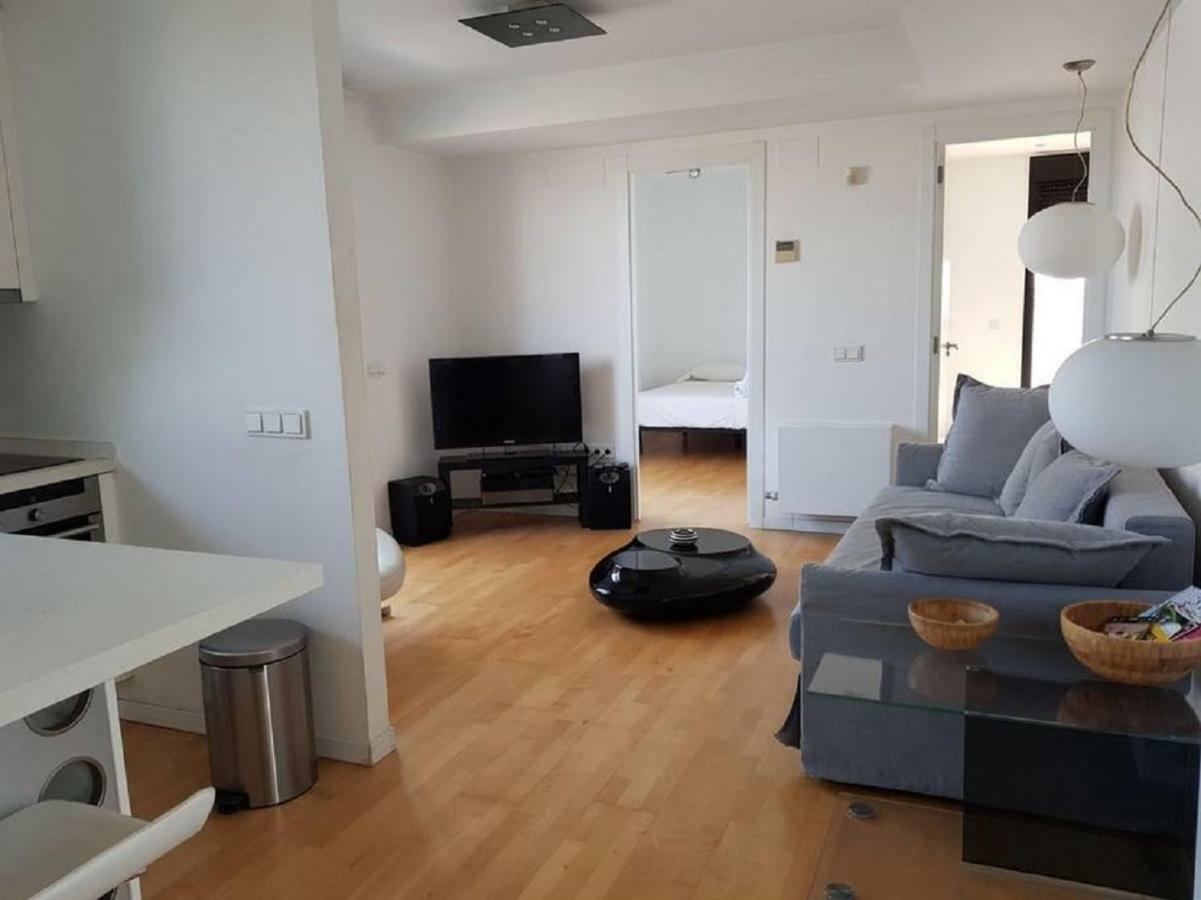 Lovely 2 Bedroom Terrace Wifi Parking Ac Heating Attic Valencia Luaran gambar