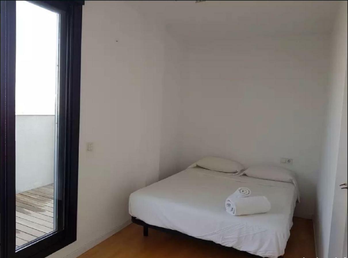 Lovely 2 Bedroom Terrace Wifi Parking Ac Heating Attic Valencia Luaran gambar